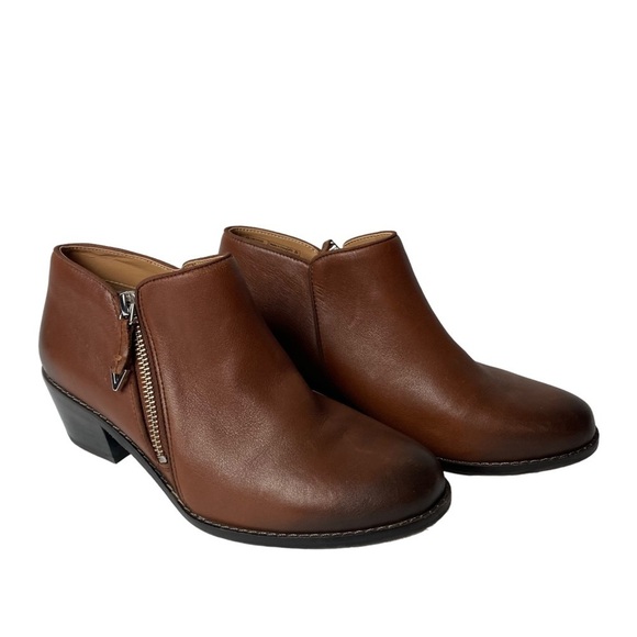 Vionic women’s ankle booties brown leather size 7. - Picture 3 of 5
